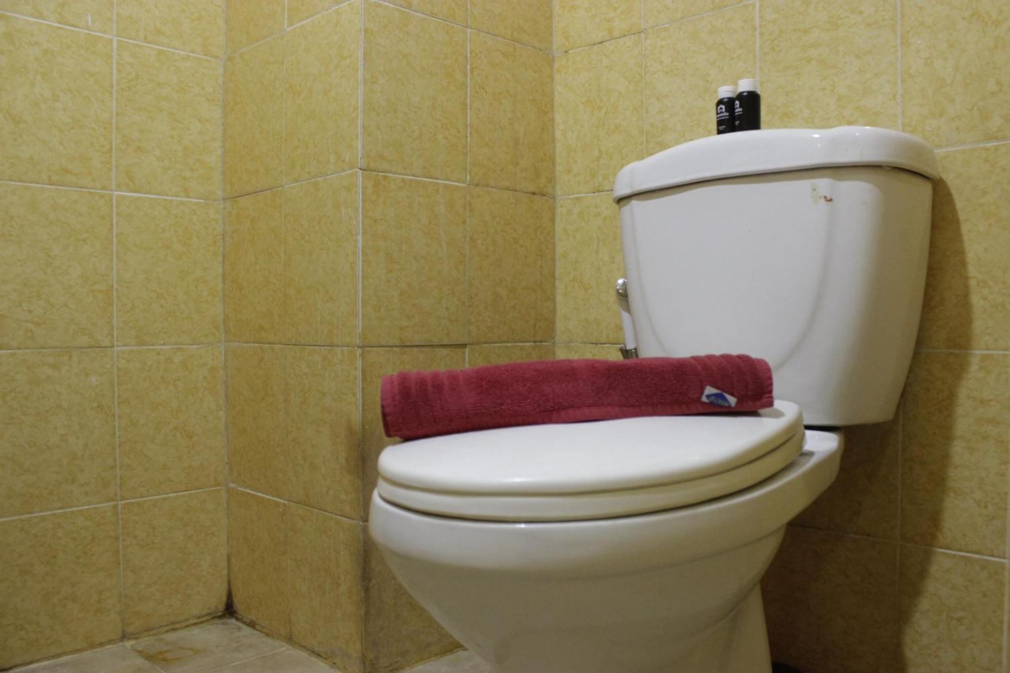 Spacious 2br Buah Batu Park Near Exit Tol By Travelio